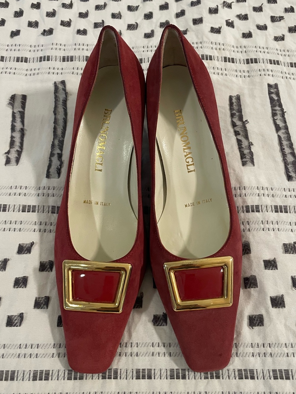 VINTAGE Bruno Magli Crimson Red Suede Pumps - Size 35 (US 5)